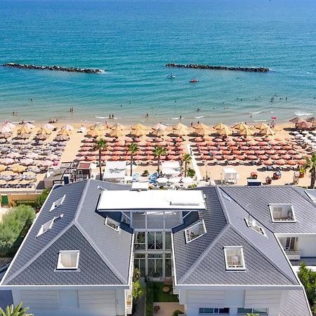 Albergo Punta De L'Est Франкавилла-аль-Маре Экстерьер фото