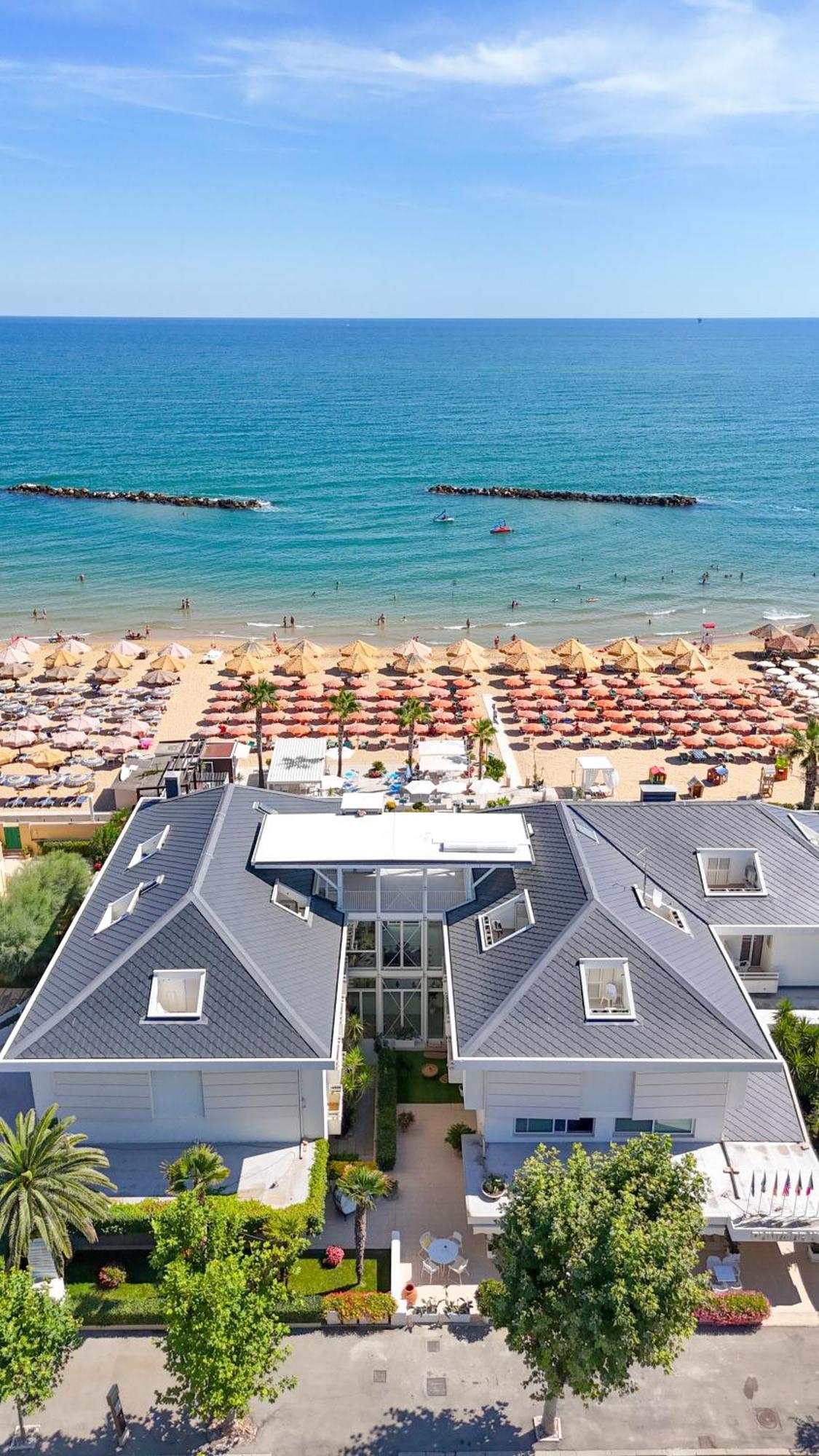 Albergo Punta De L'Est Франкавилла-аль-Маре Экстерьер фото
